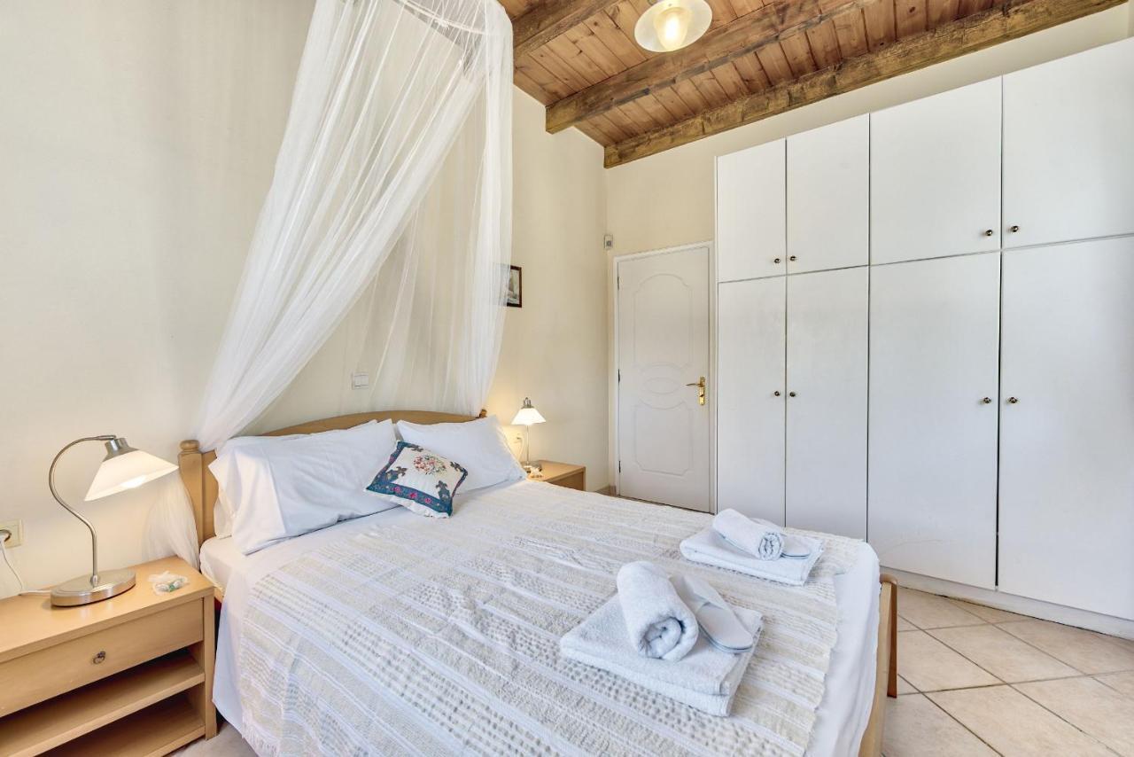 Olivegrove Villa - Nestled In Olive Trees With Private Pool, By Zantewize Tragaki Exterior photo